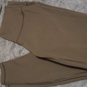 Lululemon leggings 4